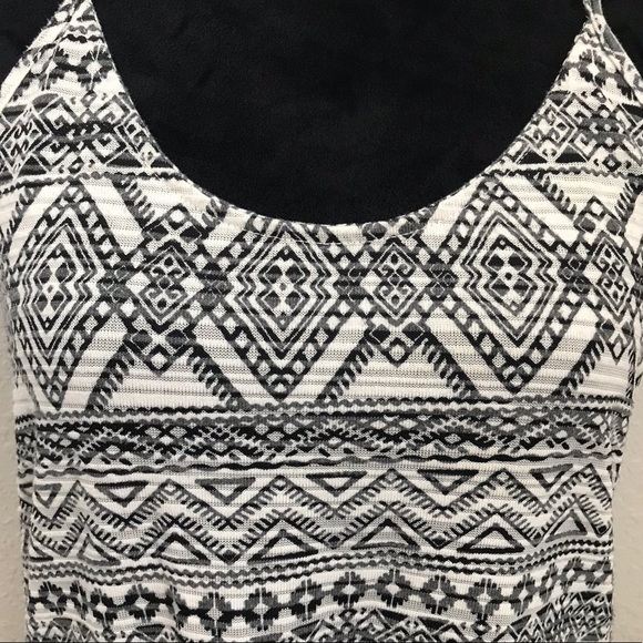 Forever 21 Spaghetti Strap Racerback Tank 🌸 - Picture 4 of 6